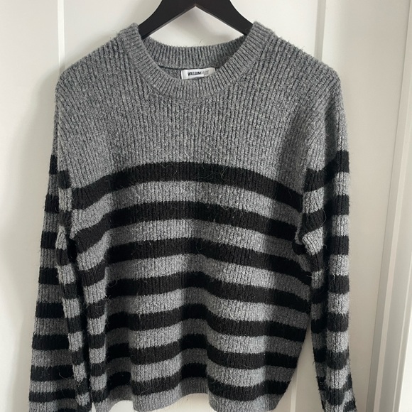 William Rast sweater - Picture 1 of 2